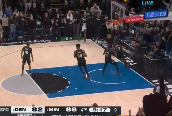 开云体育平台-群狼出击！森林狼抢断后4打0轻松上篮，末节开局领先掘金8分